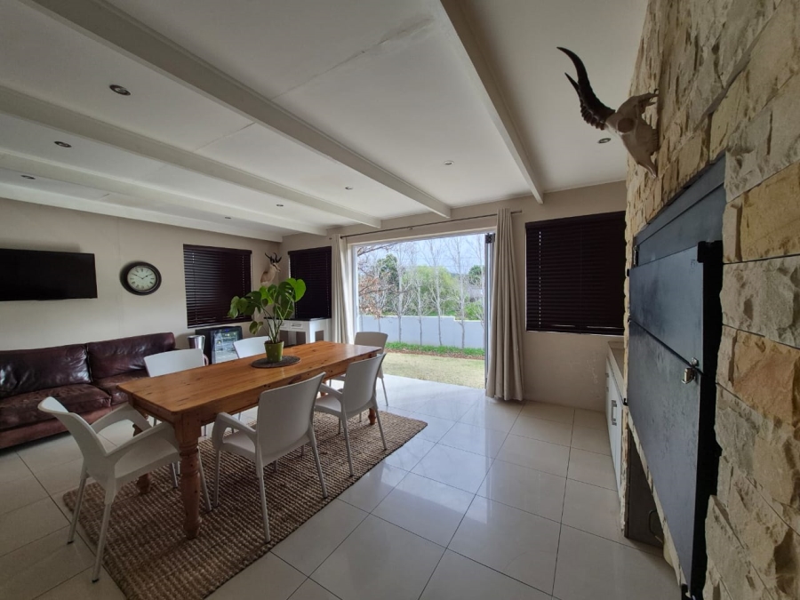 4 Bedroom Property for Sale in Panorama Western Cape